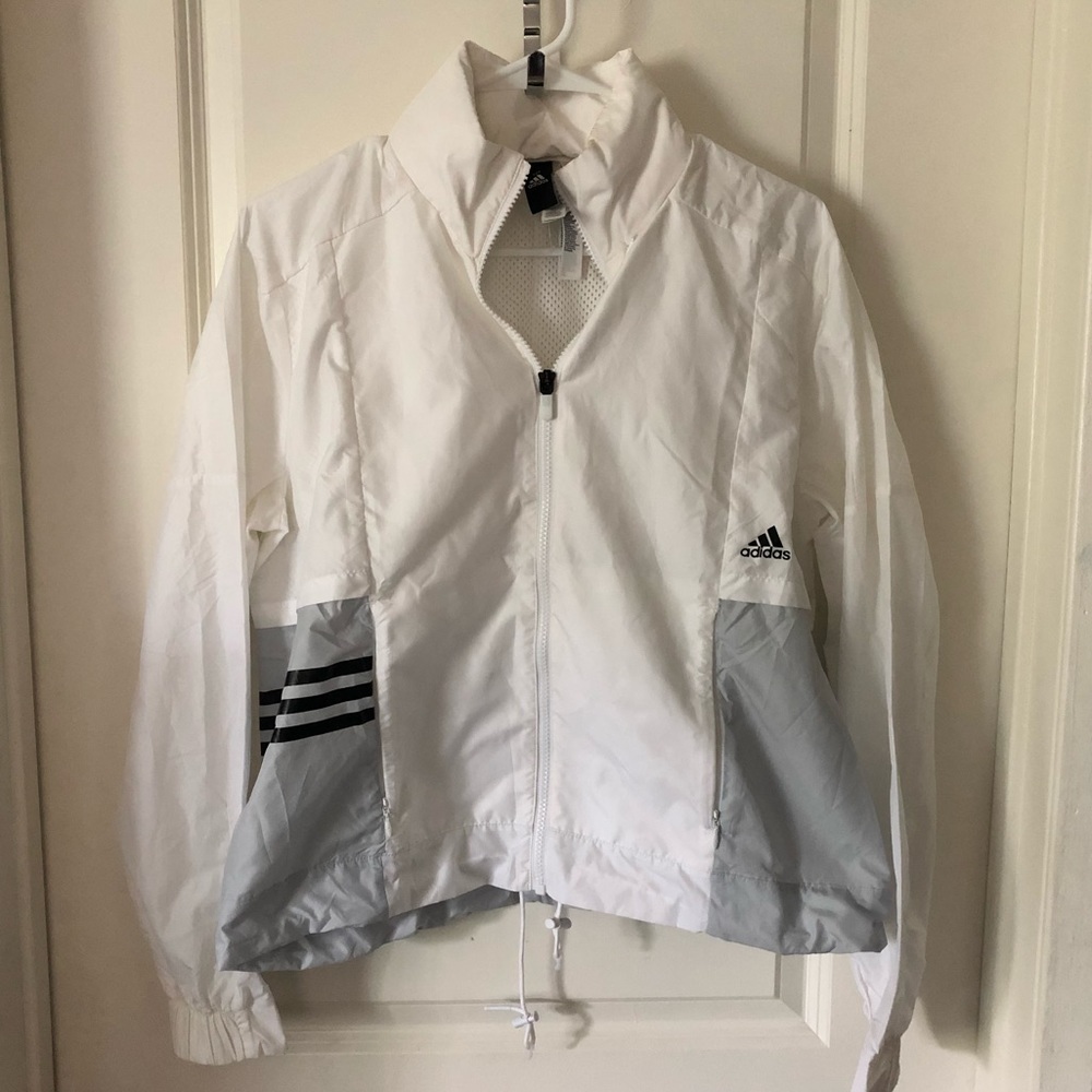 Adidas Windbreaker Size Medium Women’s
